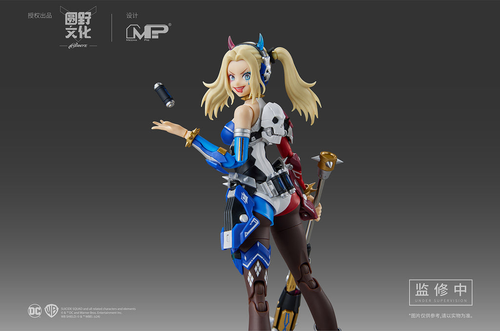 DC Comics Harley Quinn (Dual Body) 1/10 Scale Model Kit - Mokei Otaku